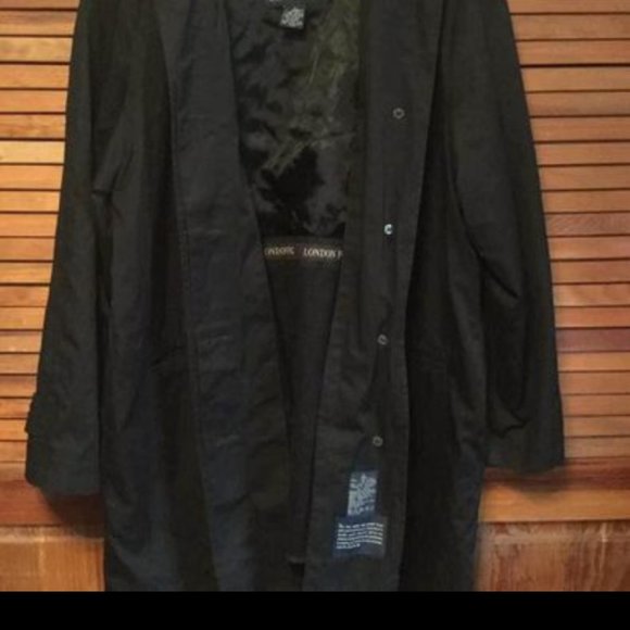 Black london Fog gallery - Picture 2 of 3